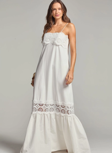 Vestido Longo Evasê Com Renda
