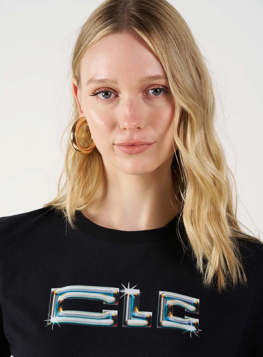 Camiseta Feminina Básica Com Estampa Preto 2