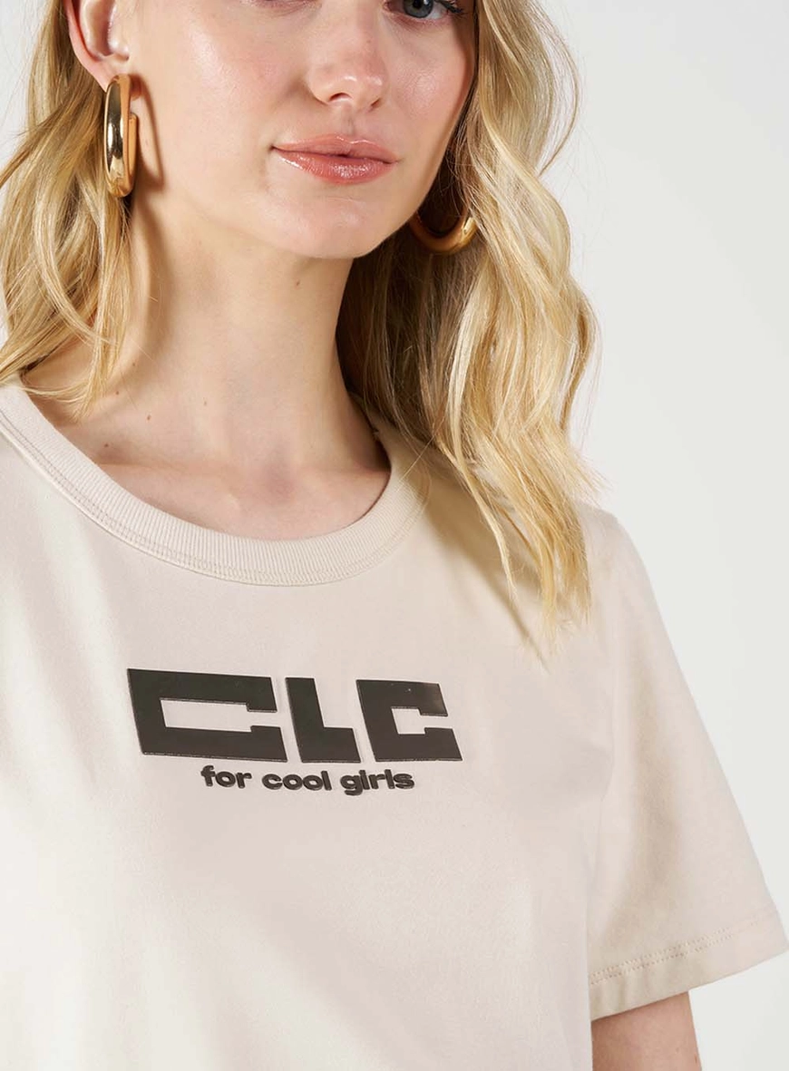 Camiseta Regular Básica Bege Italian 5