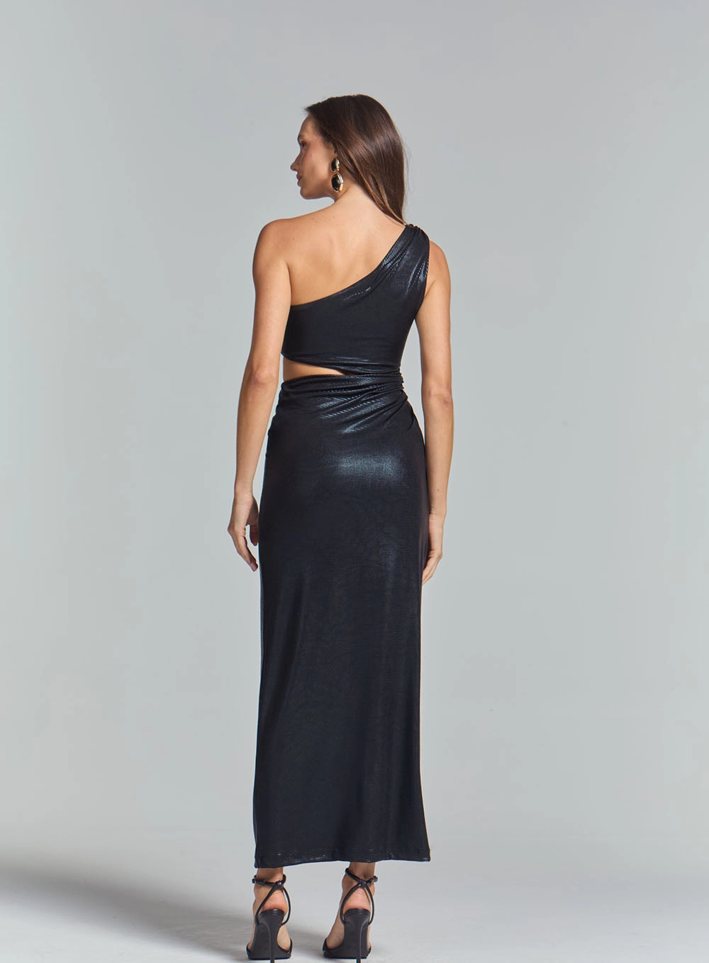 Vestido Longo Slim Midi Com Brilho Ombro Só Preto 4