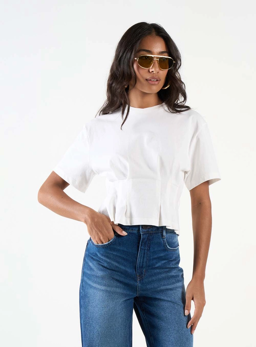 Camiseta Feminina Acinturada Off Shell 1