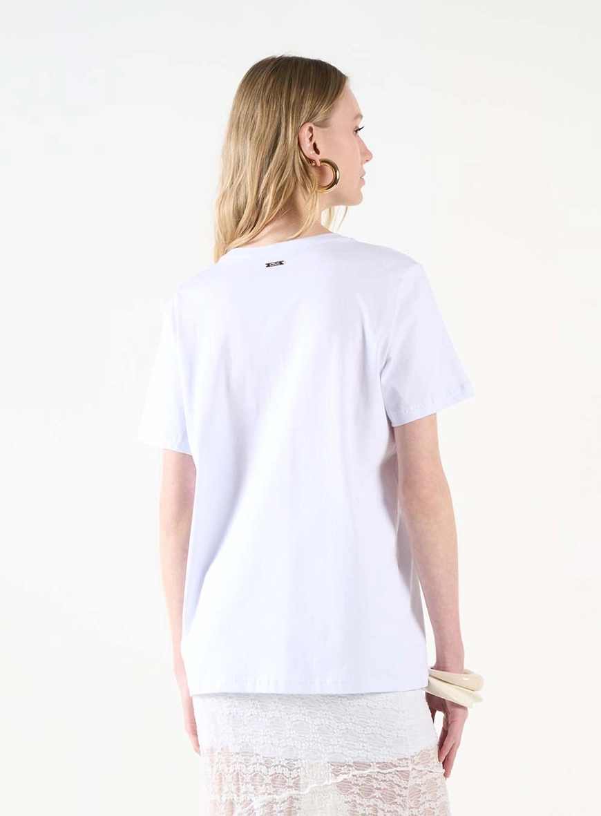 Camiseta Com Aplicação Branco 3