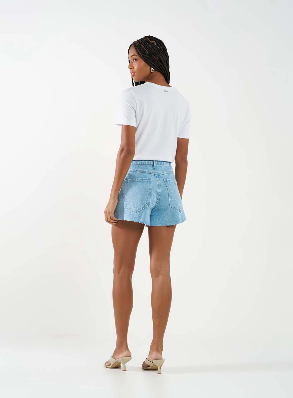Camiseta Regular Básica Com Estampa Branco 4