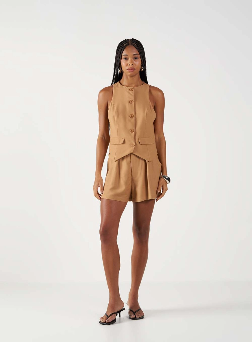 Blusa Slim Alfaiataria Com Fechamento Em Botôes Marrom Delle 2
