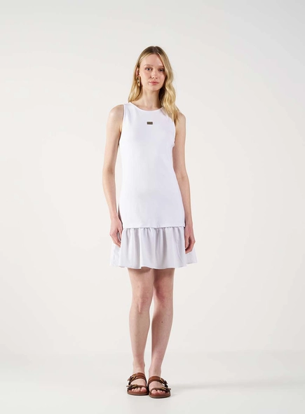 Vestido Curto Comfort Com Babados
