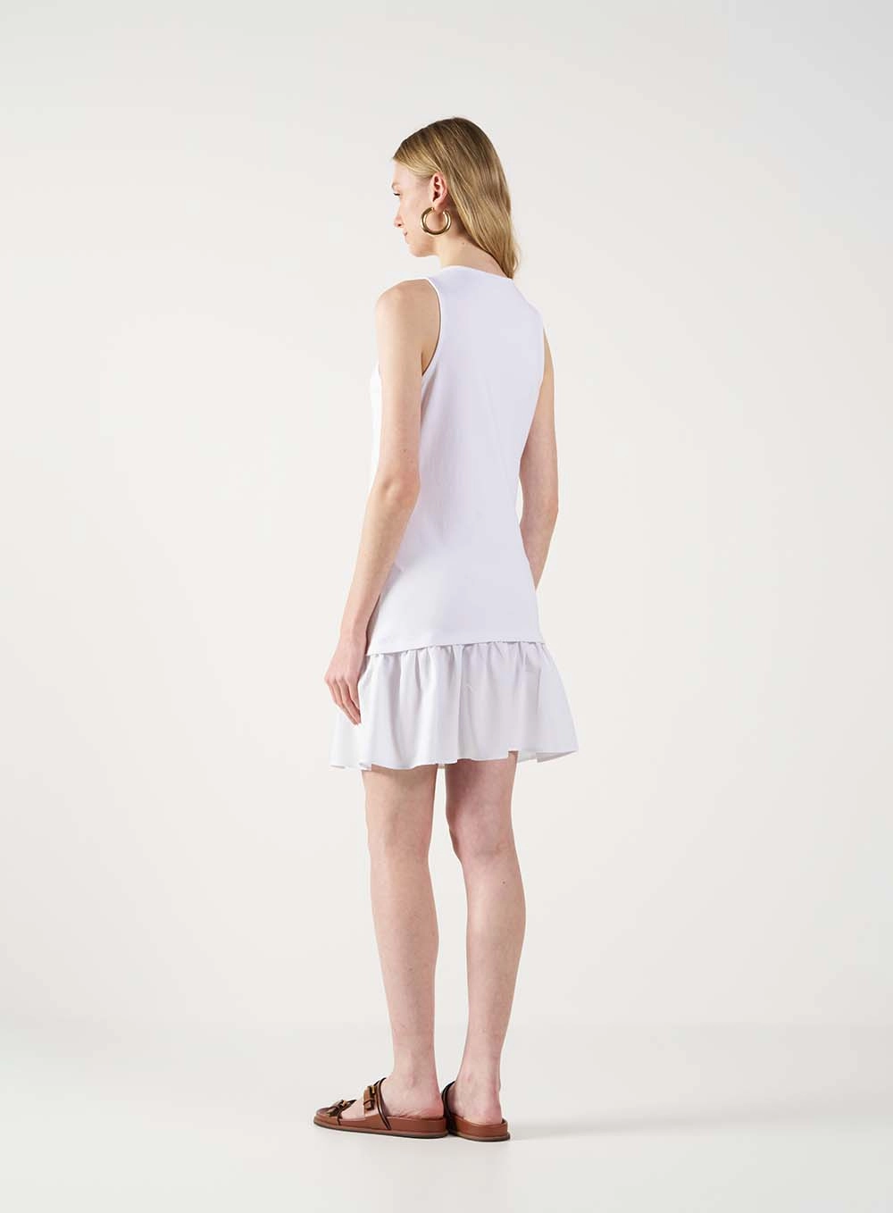 Vestido Curto Comfort Com Babados Branco 4