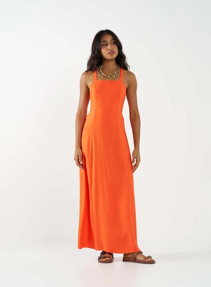 Vestido Midi Evasê Com Amarração