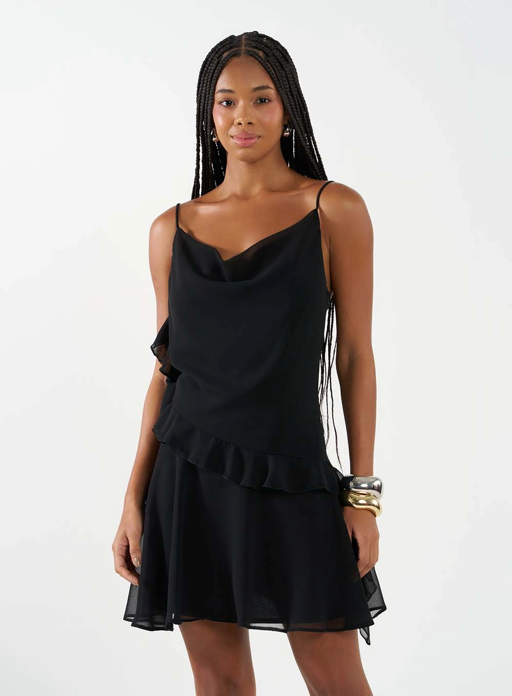 Vestido Curto Decote Degagê E Babados Assimétricos Preto 1