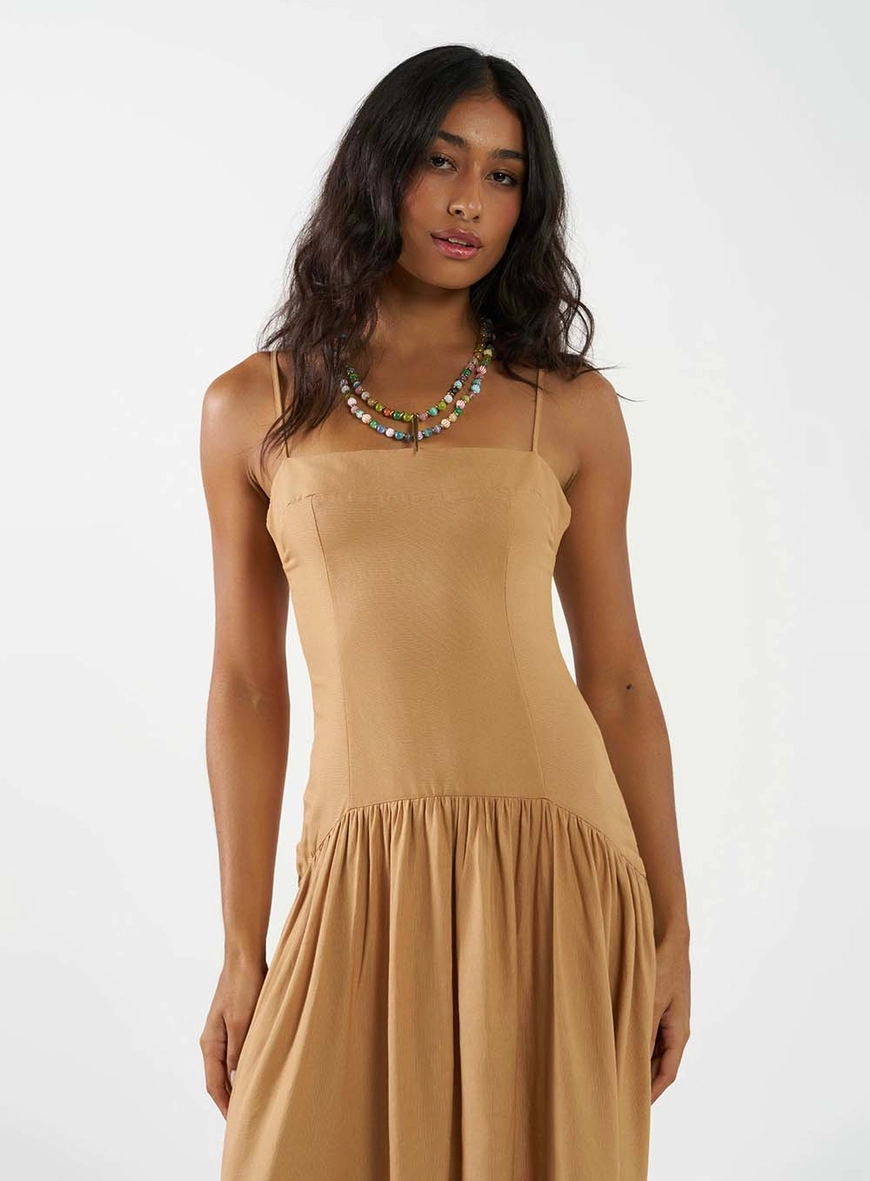 Vestido Midi Slim Com Detalhe Franzido Marrom Delle 2