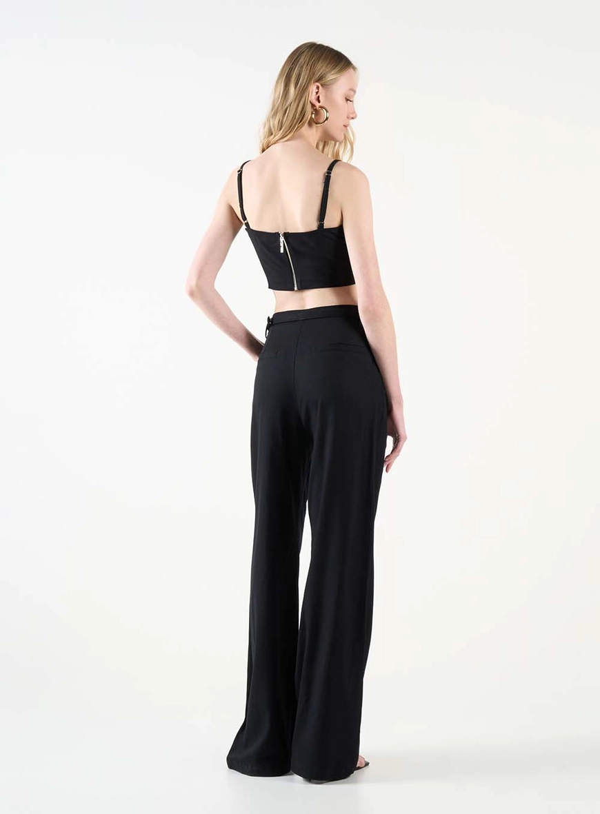 Top Slim Com Alças Ajustáveis E Zíper Preto 4