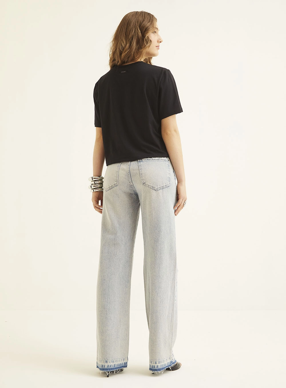 Calça Jeans Feminina Com Detalhe Rasgado - Loren Índigo 5