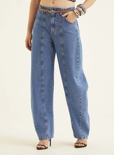 Calça Jeans Feminina Barrel Com Cinto