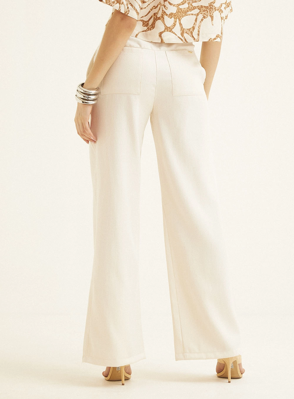 Calça Feminina Alfaiataria Bege 3