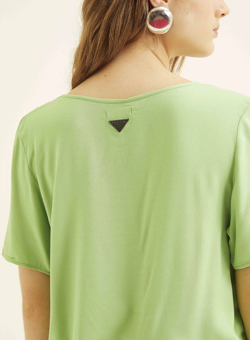 Camiseta Feminina Comfort Básica Verde 3