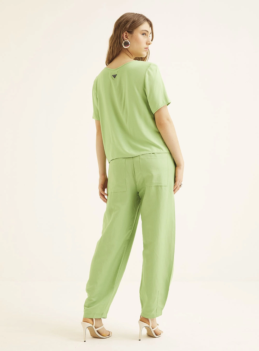 Camiseta Feminina Comfort Básica Verde 5