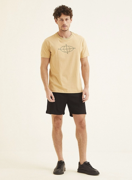 Camiseta Com Aplicação