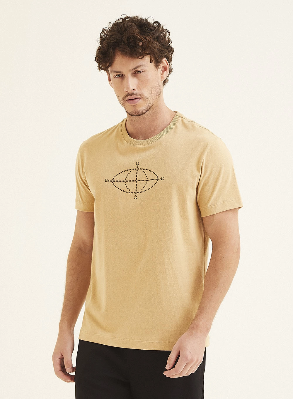 Camiseta Com Aplicação Bege 2