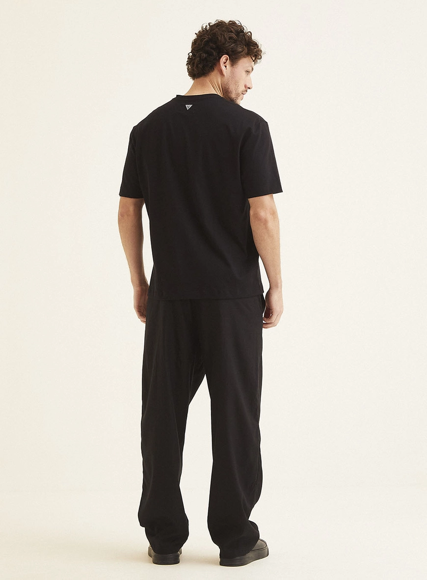 Camiseta Relaxed Com Aplicação Preto 5