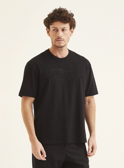 Camiseta Relaxed Com Aplicação