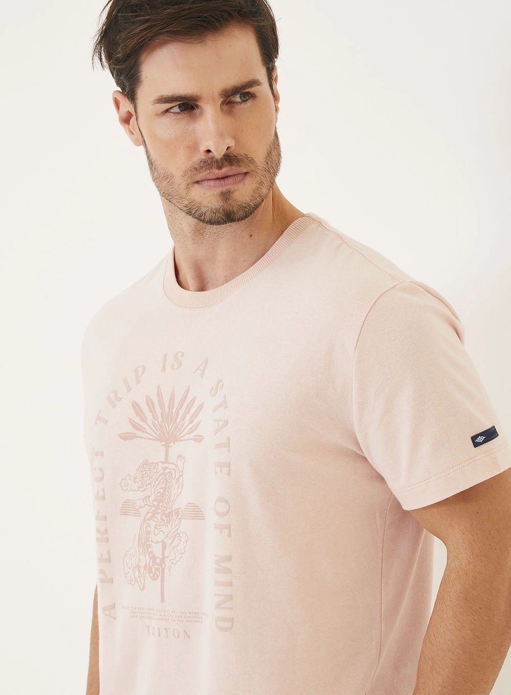 Camiseta Masculina New Com Estampa Rosa 3