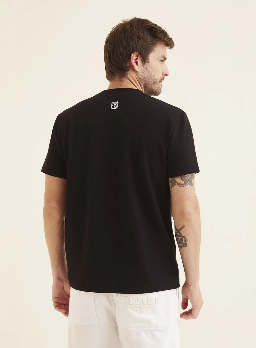 Camiseta Masculina New Com Estampa Minimalista Preto 4