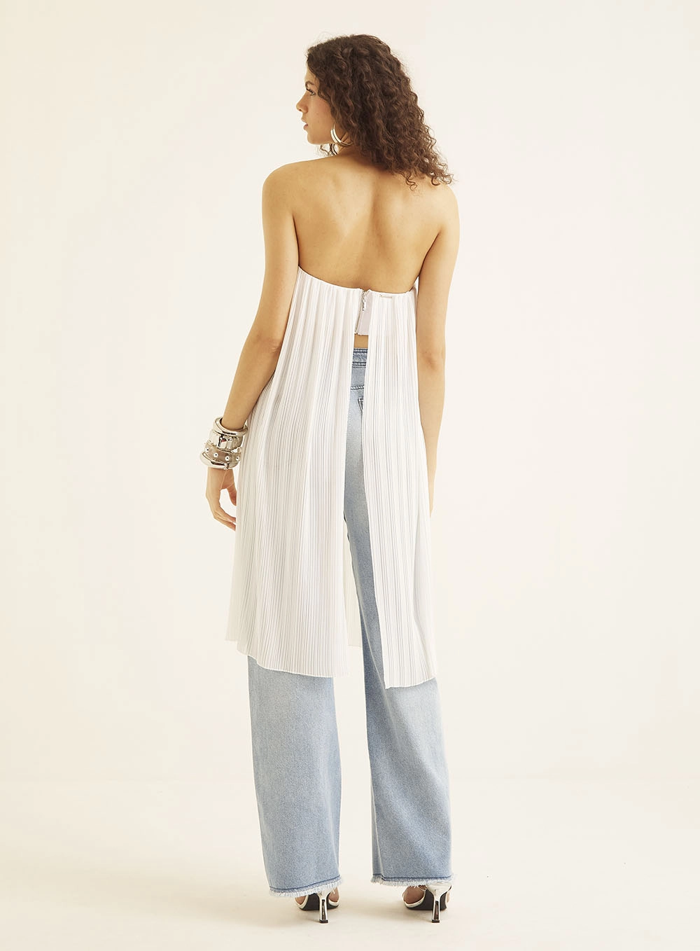 Blusa Túnica Plissada Sem Alças Branco 4