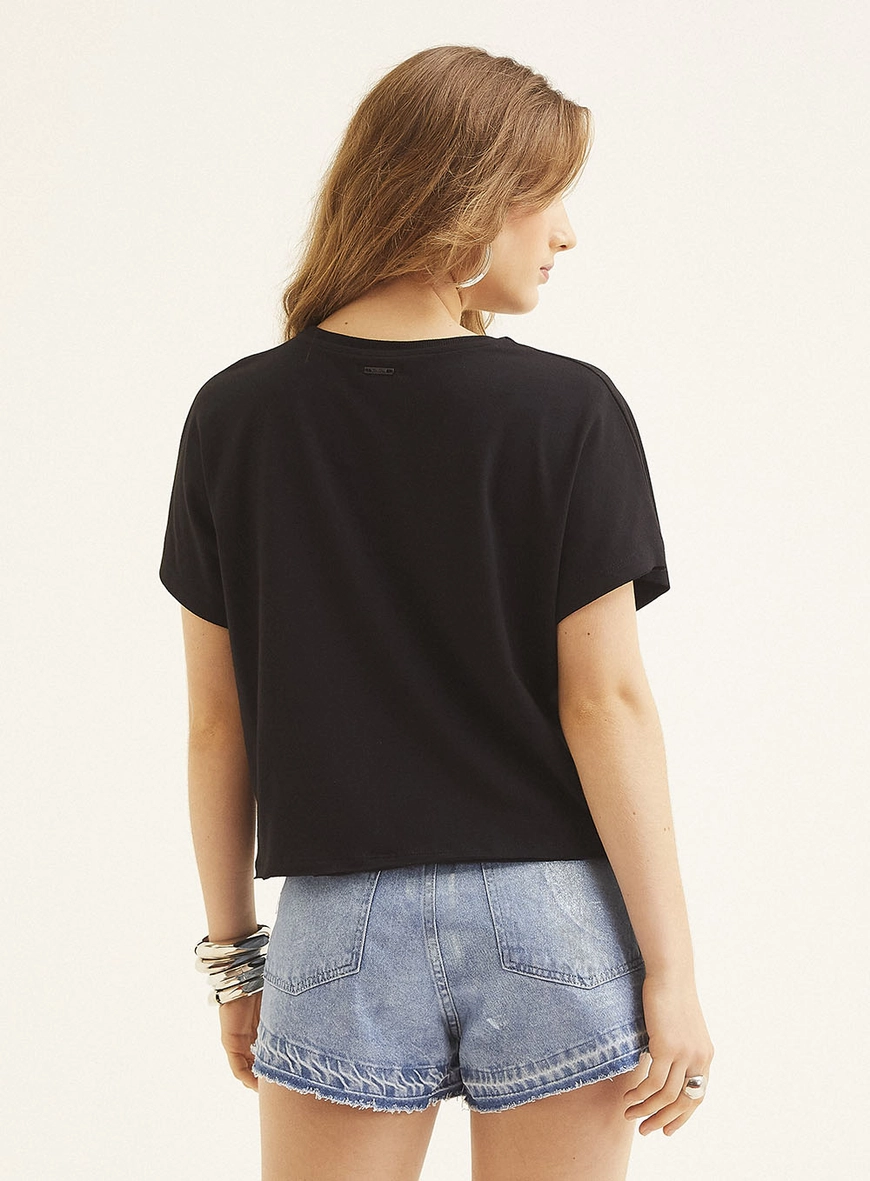 Blusa Com Estampa Encurtada Preto 4