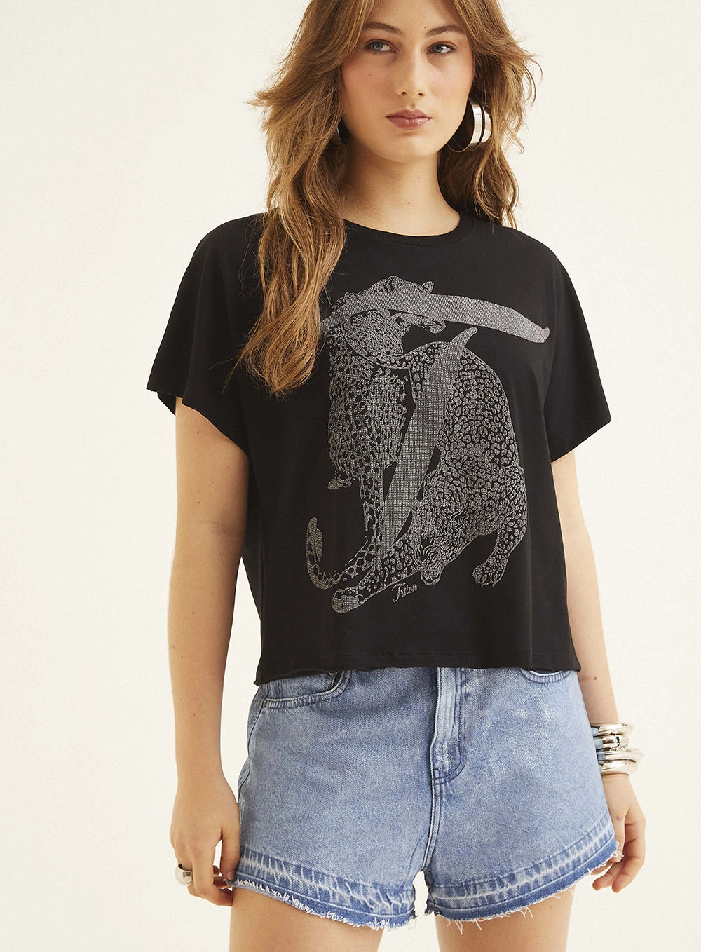 Blusa Com Estampa Encurtada Preto 3