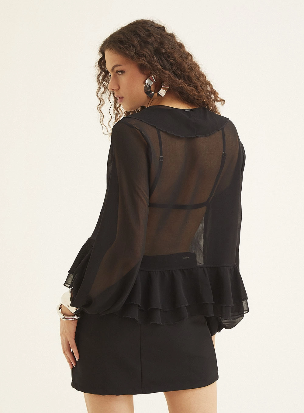 Blusa Manga Longa De Tule Preto 4