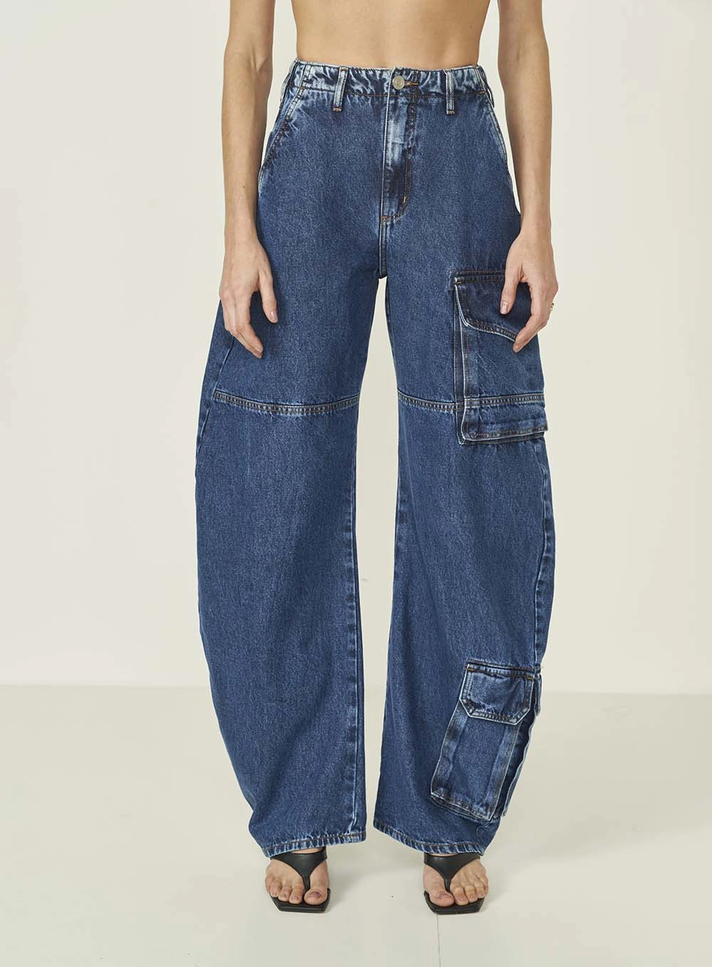 Calca Jeans Feminina Barrel Barcelona Índigo