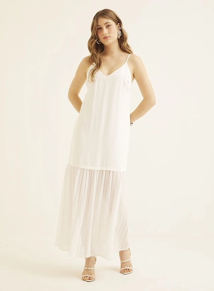 Vestido Longo Com Detalhe Plissado