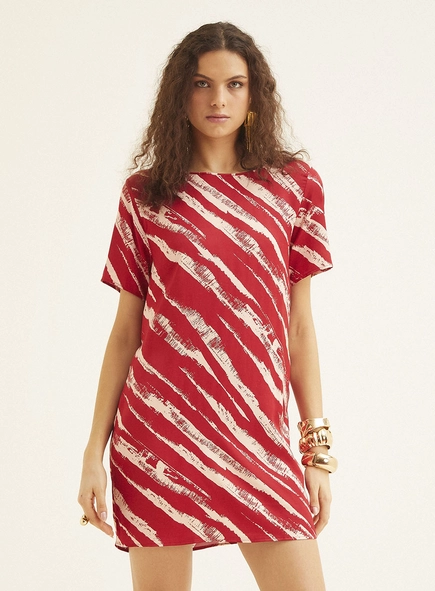 Vestido Curto Comfort Estampado