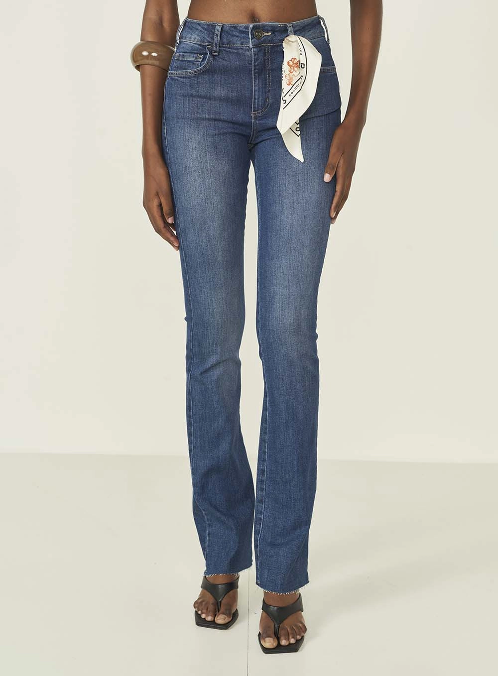 Calça Jeans Nova York Reta Com Lenço Índigo