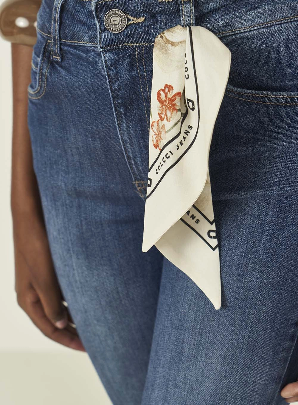Calça Jeans Nova York Reta Com Lenço Índigo