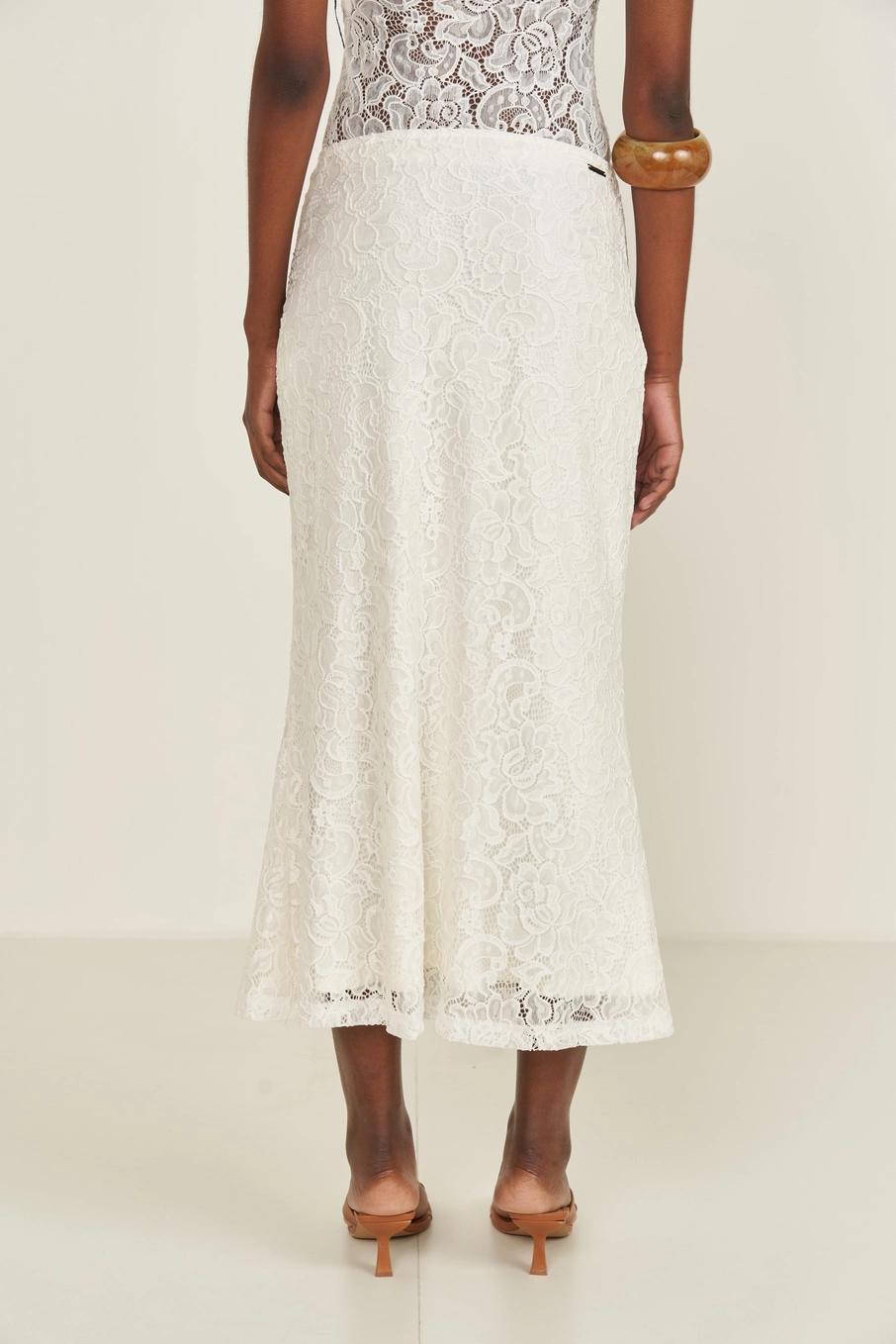 Saia Midi Renda Off Shell