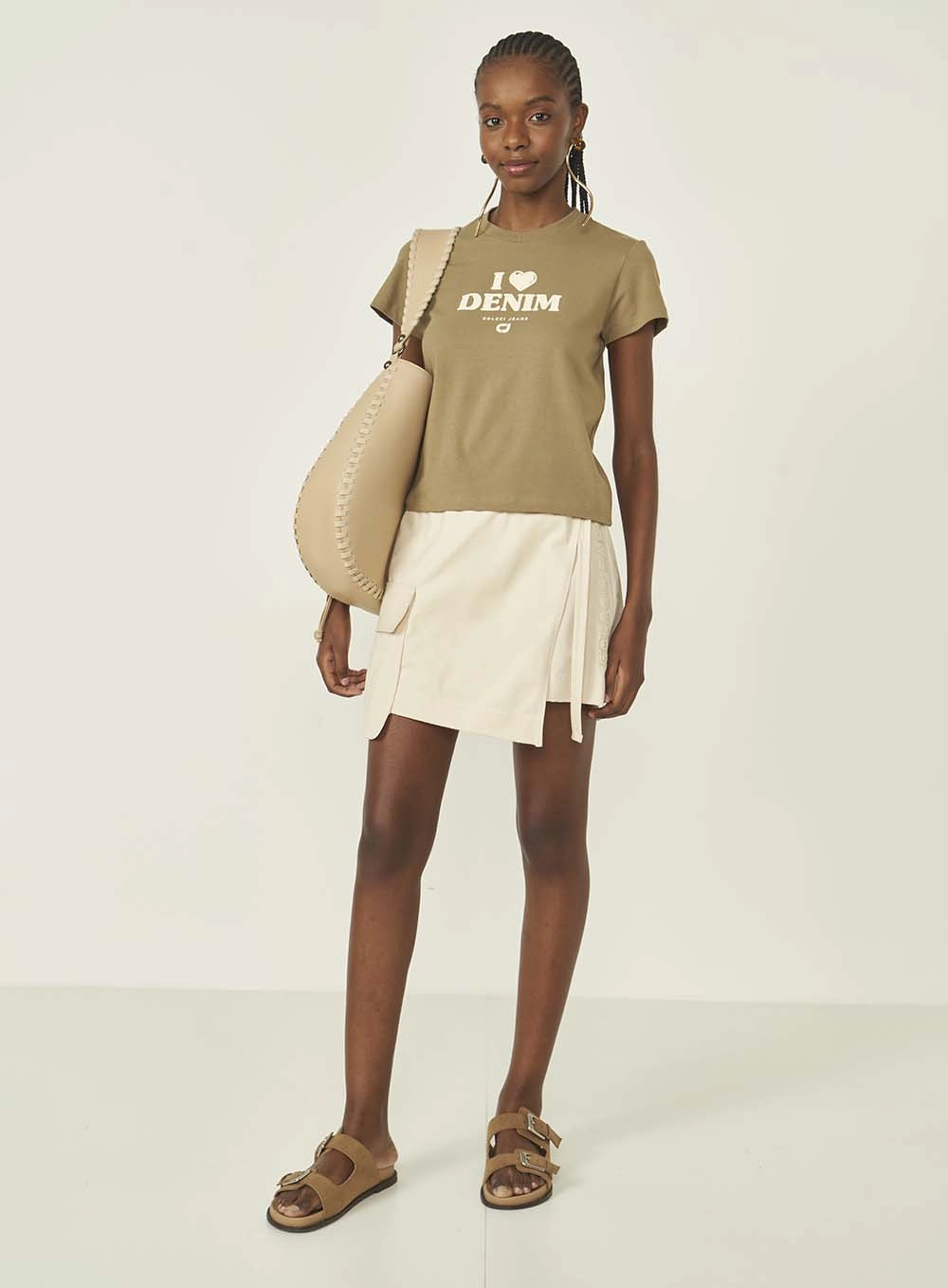 Camiseta Feminina Slim Bege Misk