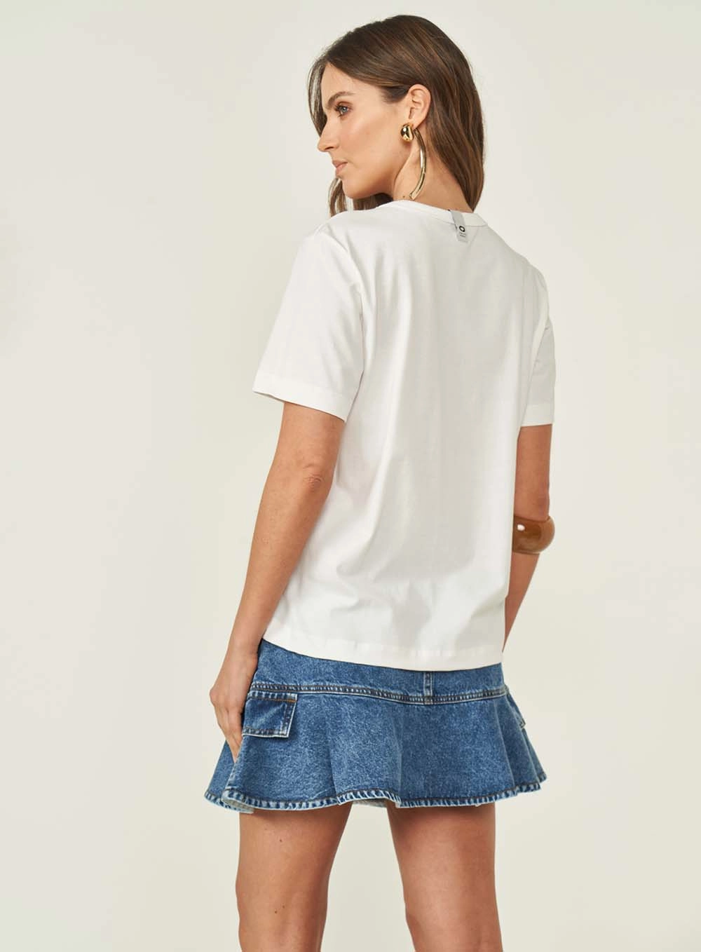 Camiseta Feminina Boy Off Shell