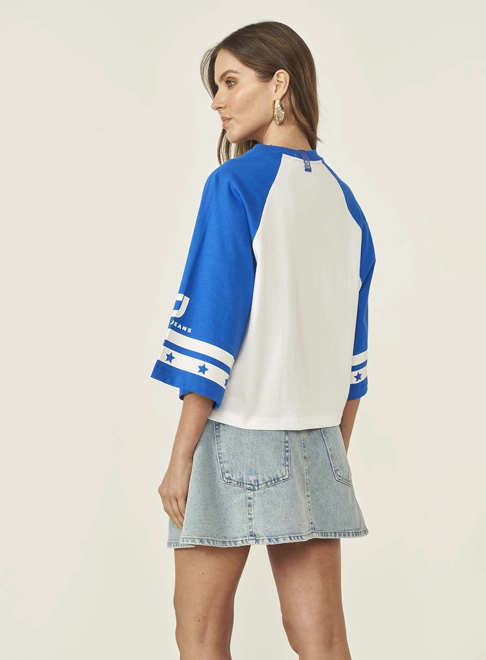Camiseta Feminina Loose Manga Ampla Off Shell