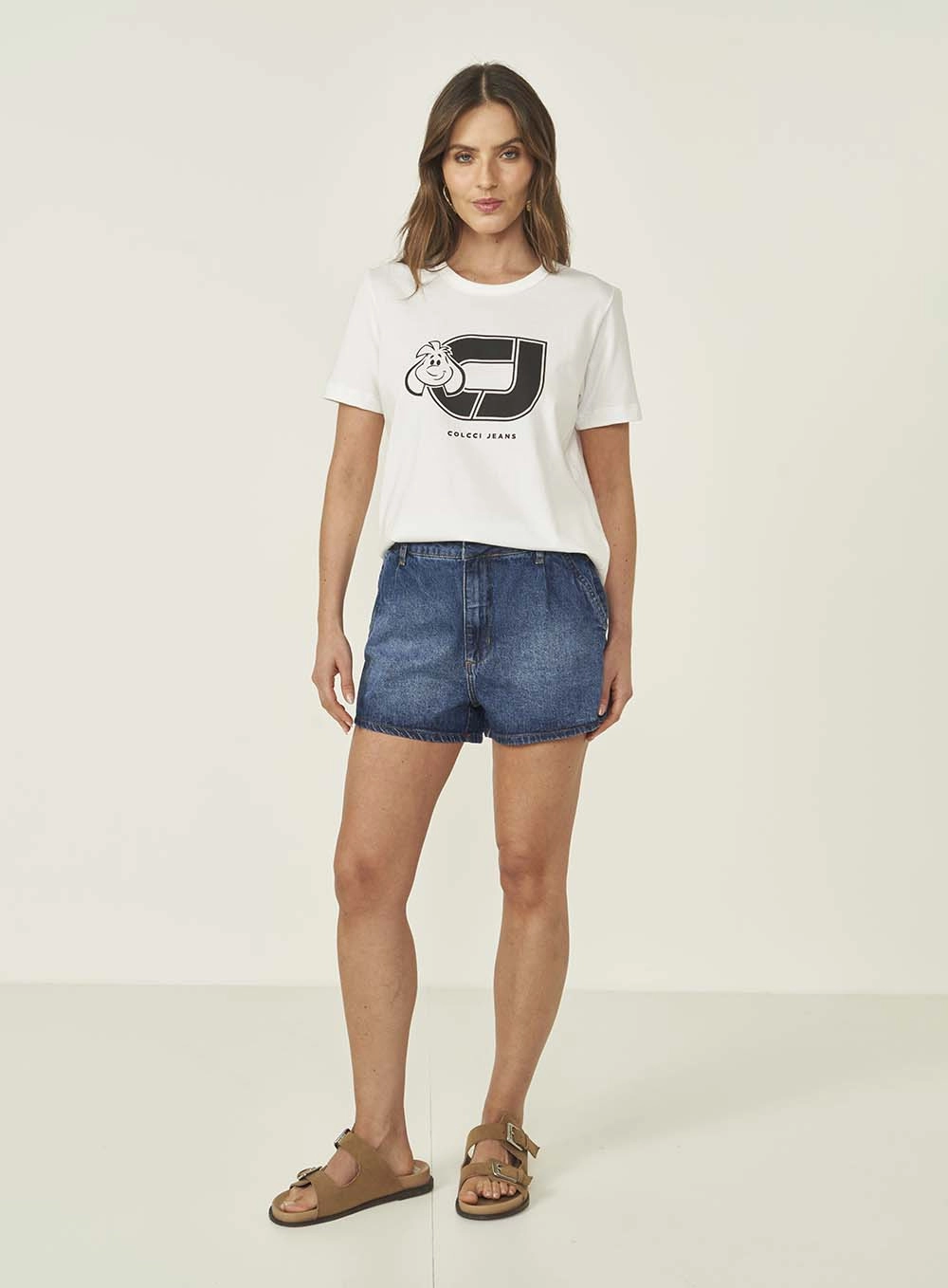 Camiseta Feminina Comfort Off Shell