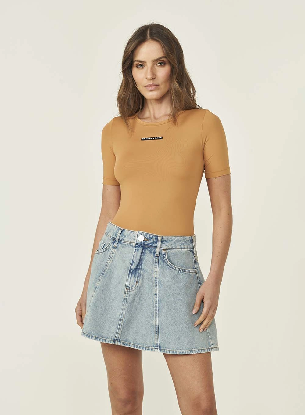 Blusa Feminina Slim Malha Bege