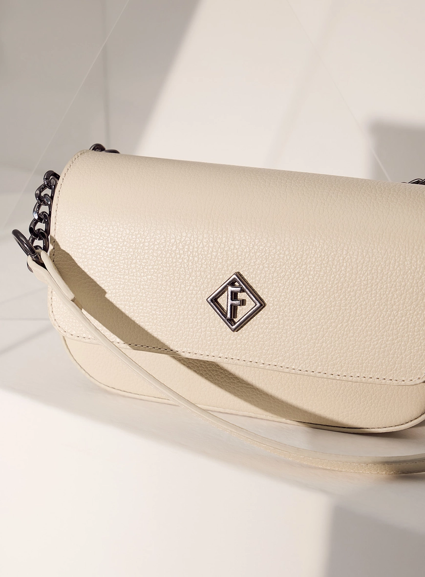 Bolsa Forum Cluth Versatil Off White