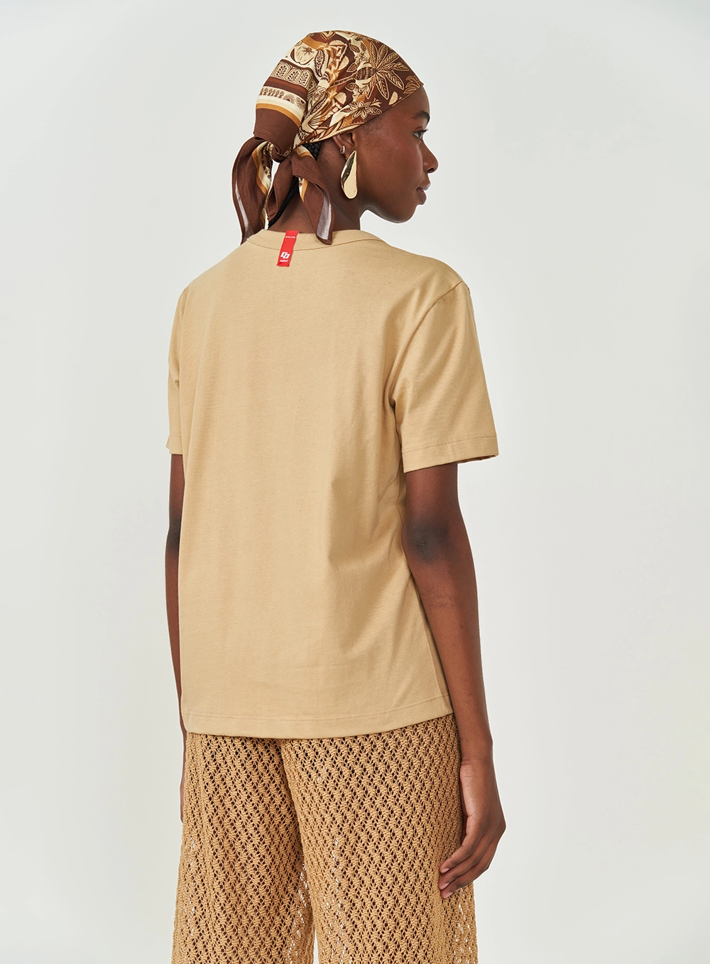 Camiseta Boy Com Estampa Bege
