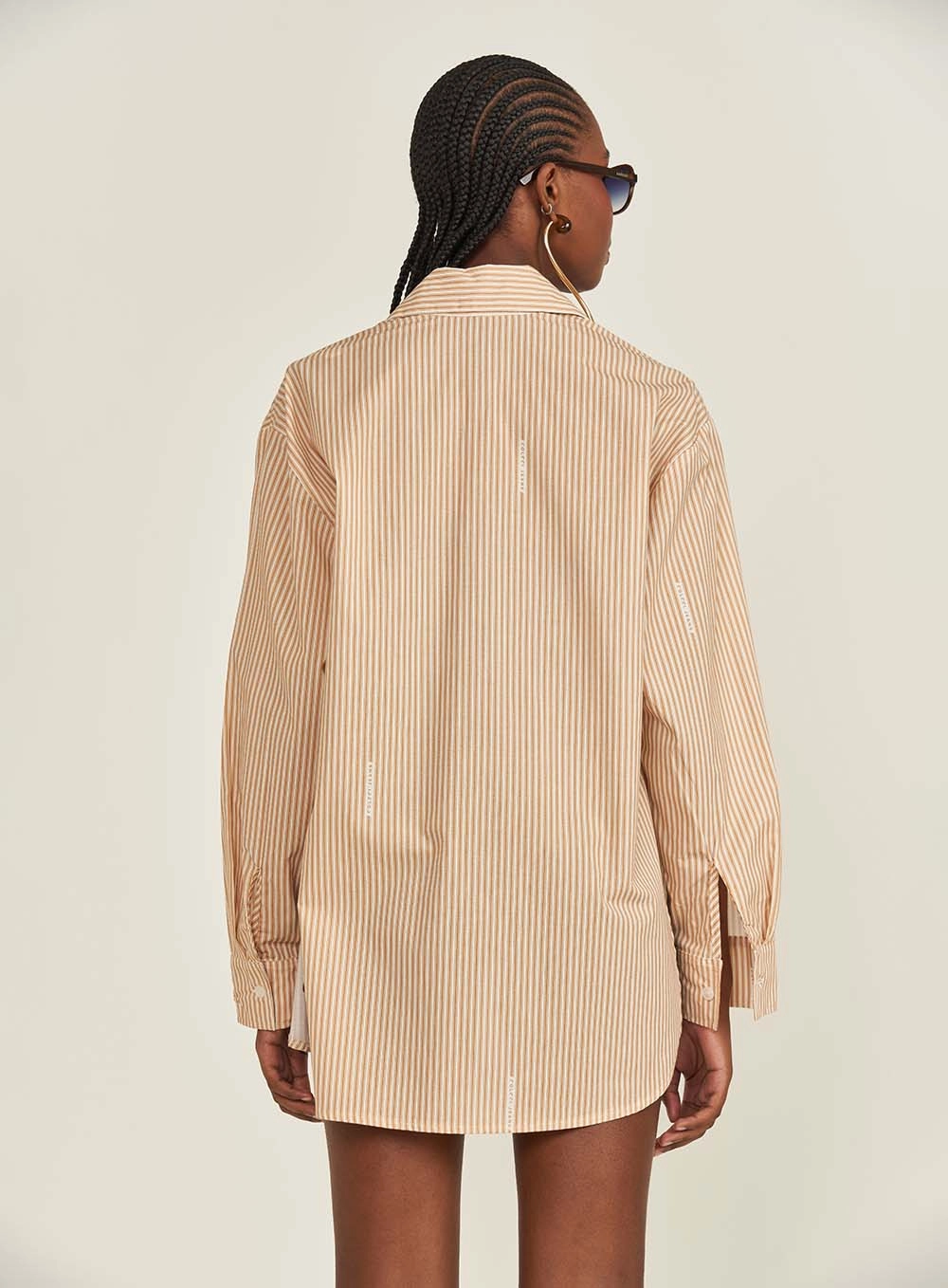 Camisa Feminina Alfaiataria Loose Listrada Estampados