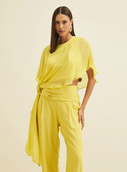 Blusa Assimétrica Com Amarração Lateral