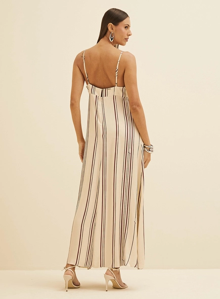Vestido Longo Amplo Com Listras