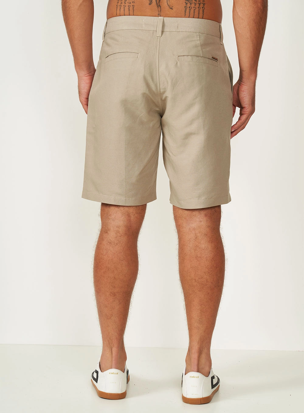 Bermuda Masculina Davi Em Linho Bege Cinzas