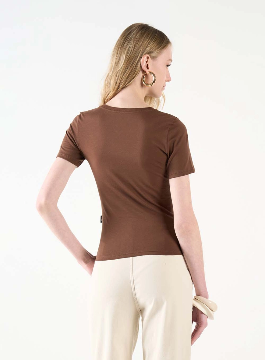Camiseta Feminina Baby Look Marrom 3