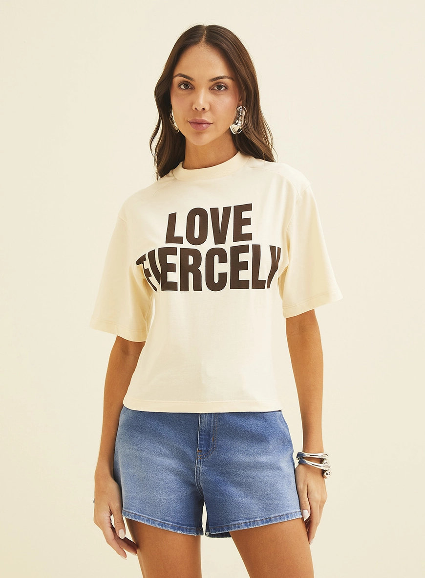 Camiseta Feminina Com Estampa Frontal Bege