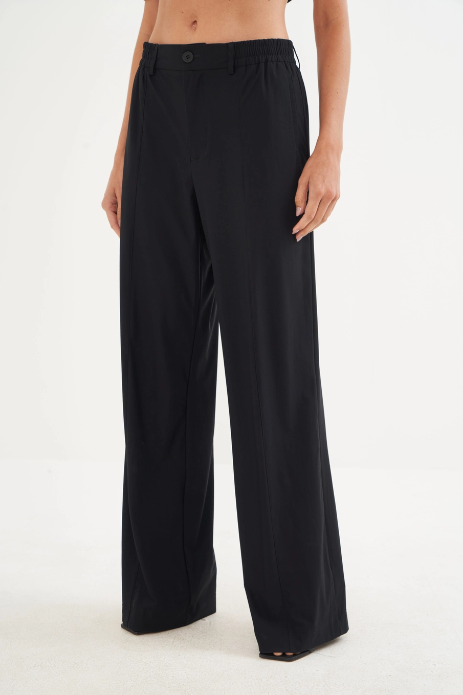 Calça Feminina Com Bolsos - Jade Preto