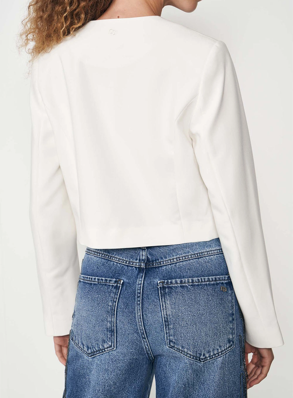 Blazer Comfort Encurtado Off Shell